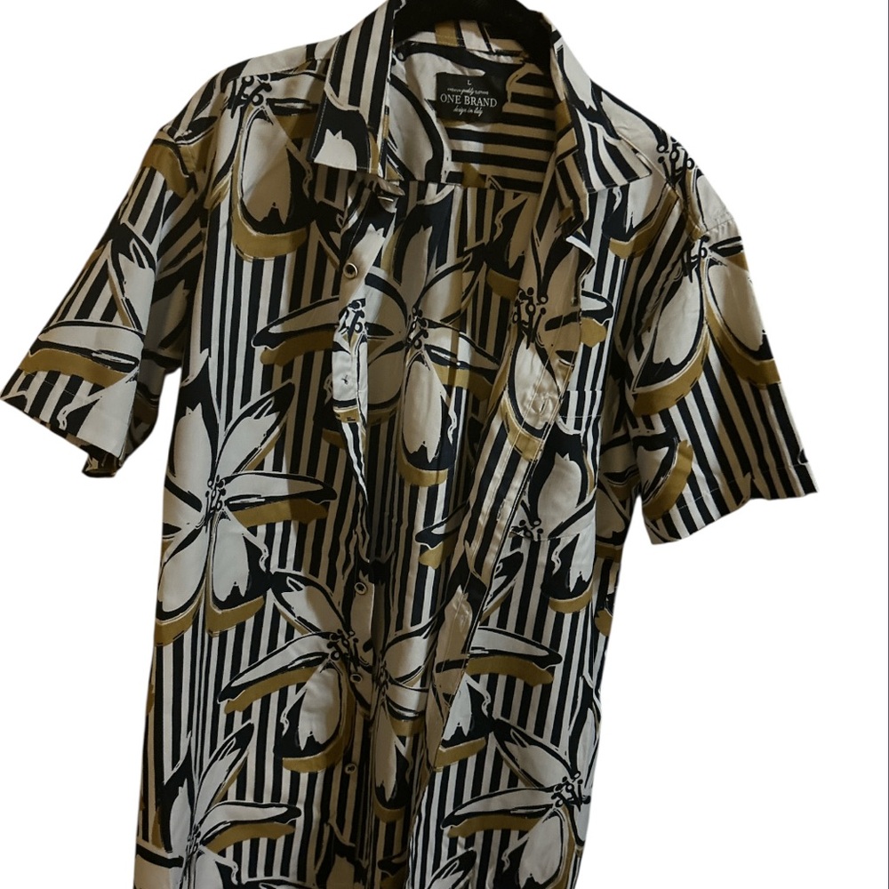 Men's Black and Gold Floral Casual Shirt
